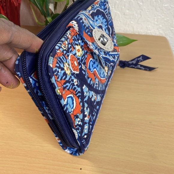 Vera Bradley wallet - Picture 5 of 8